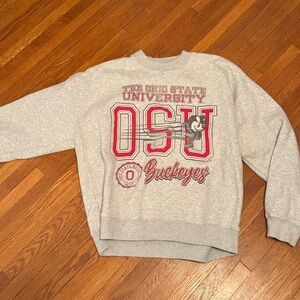 Abercrombie & Fitch Gray Crewneck Sweater